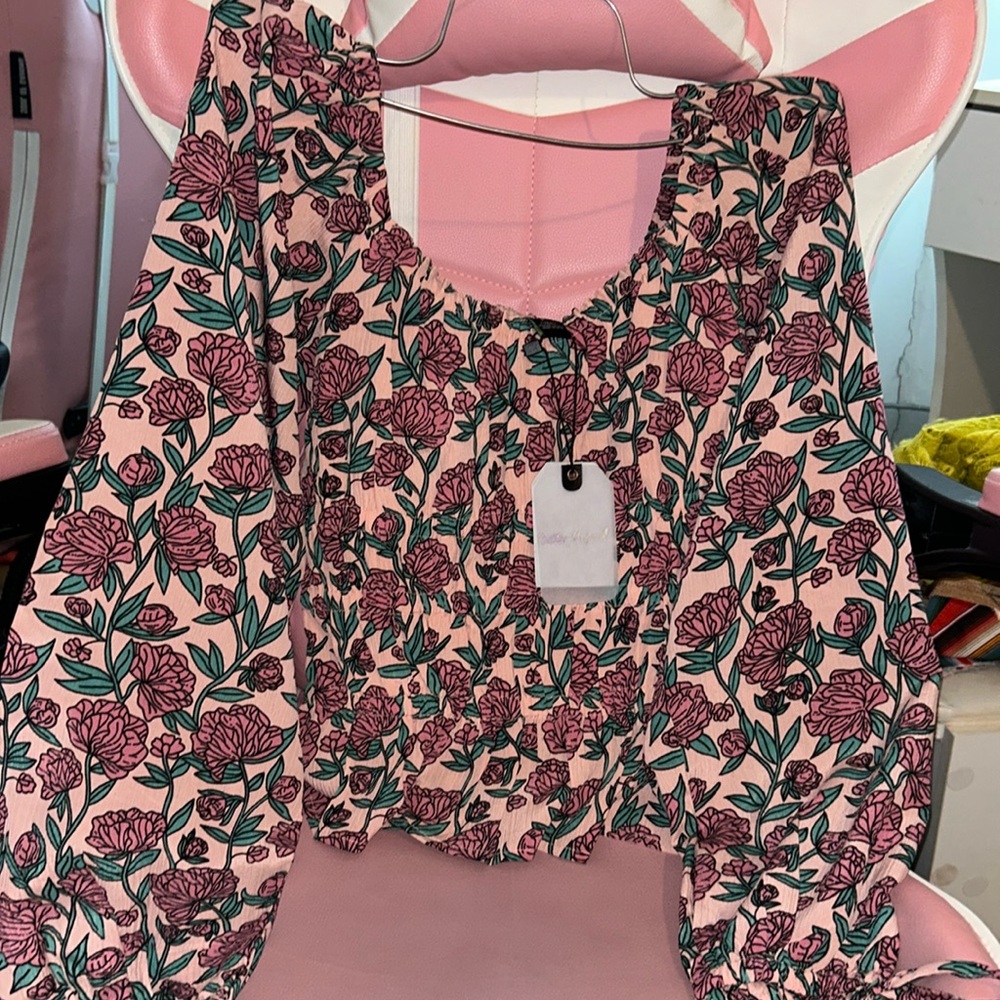 Better Unsaid pink floral shirt size XS